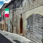 Quindici Alberi Lägenhet *