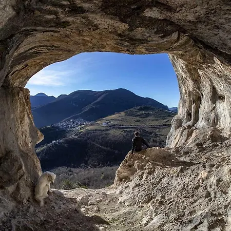 Quindici Alberi Serra deʼ Conti